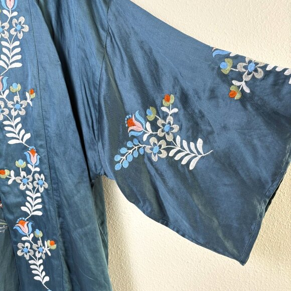 Novica Azure Autumn Floral Embroidered Kimono Jacket Size S M Blue Birds Pockets - Picture 3 of 13